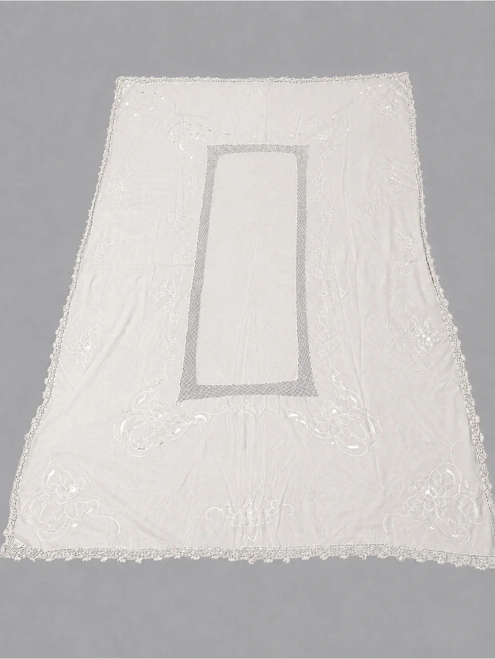 N/A white rectangular